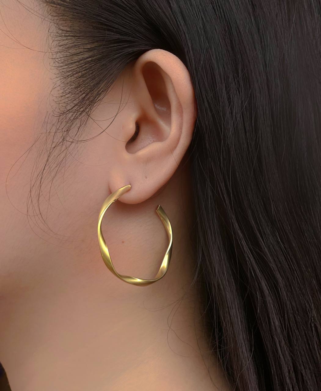 S925 Erin Golden Matte Earring