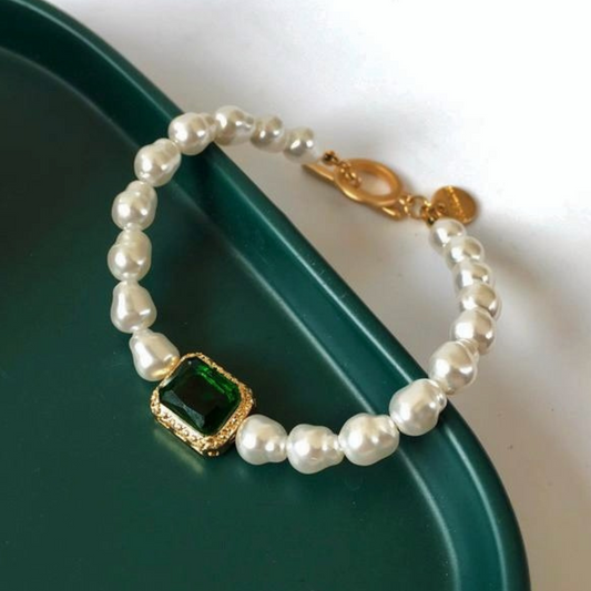 Emerald Fresh Water Pearl Bracelet